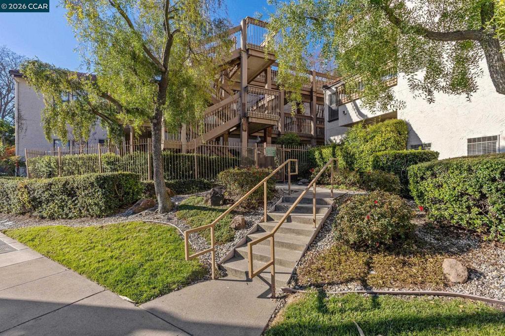 1632 S Villa Way Property Photo 35