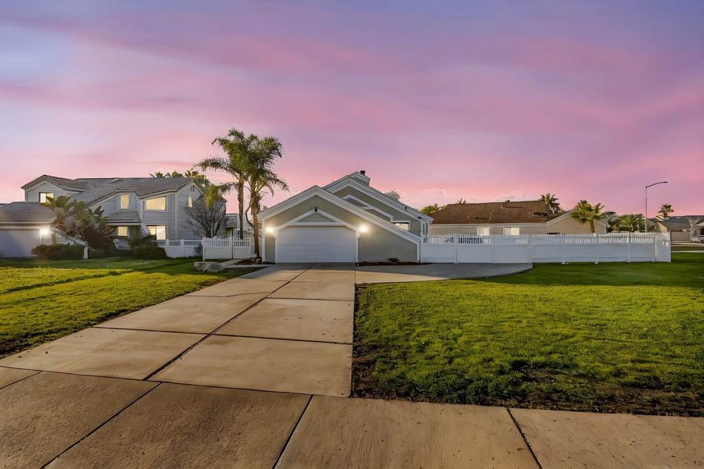 2102 Portside Court Property Photo 1