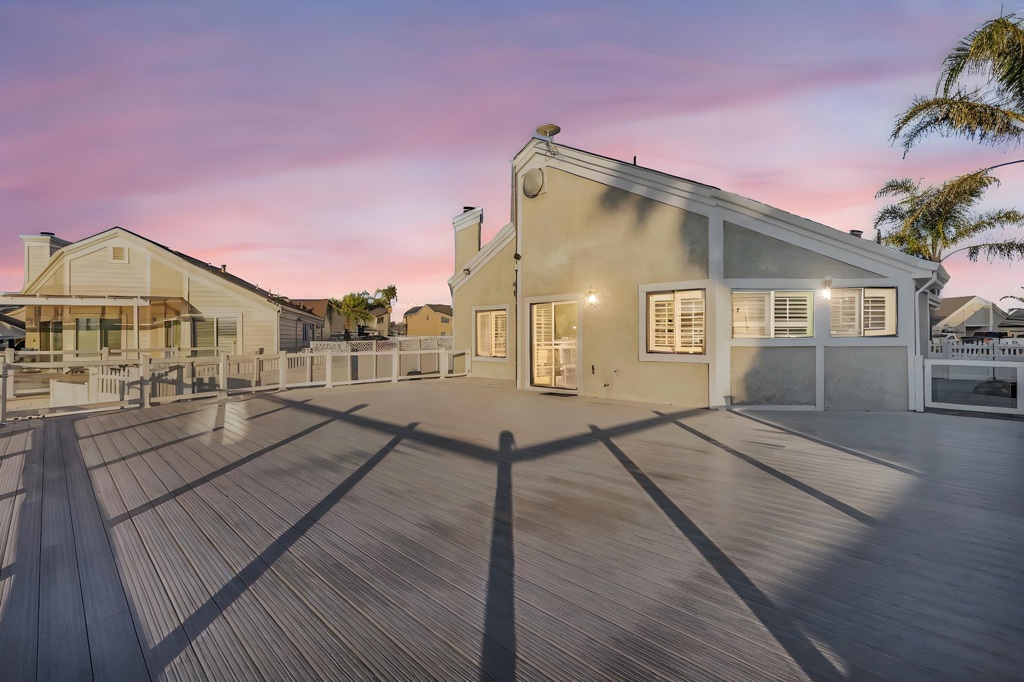 2102 Portside Court Property Photo 33