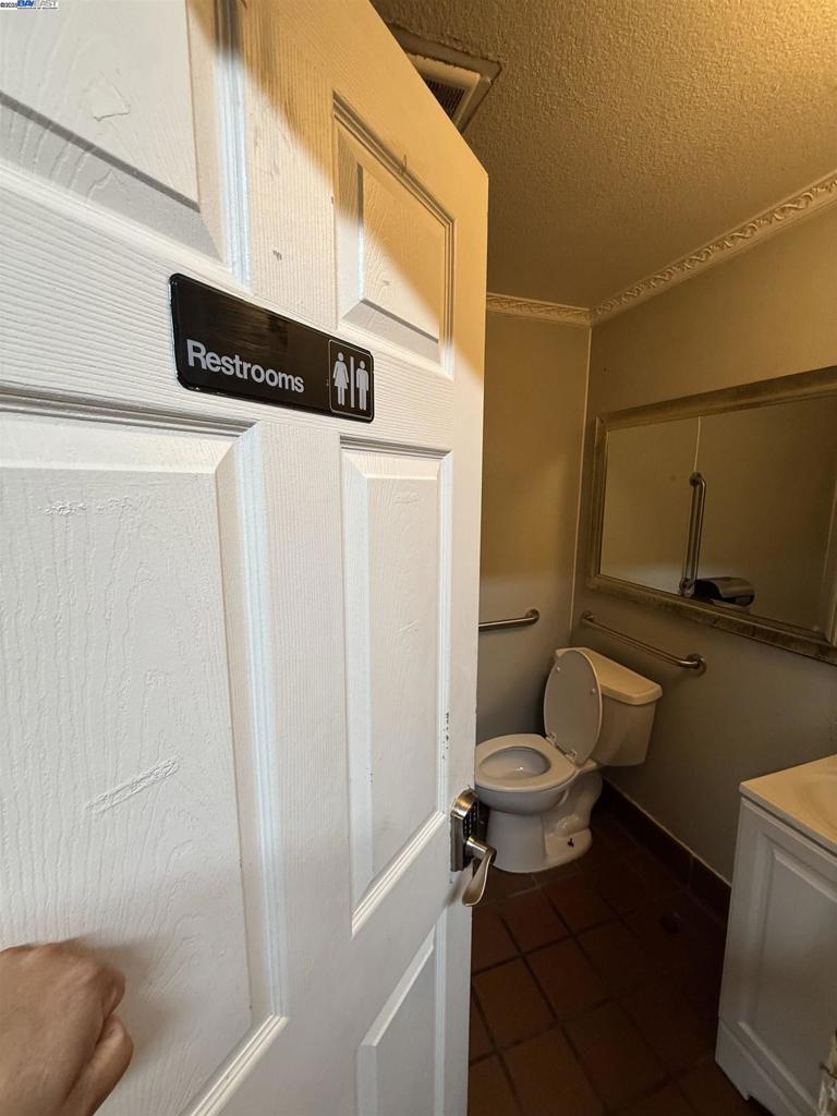 1903 D St Property Photo 19