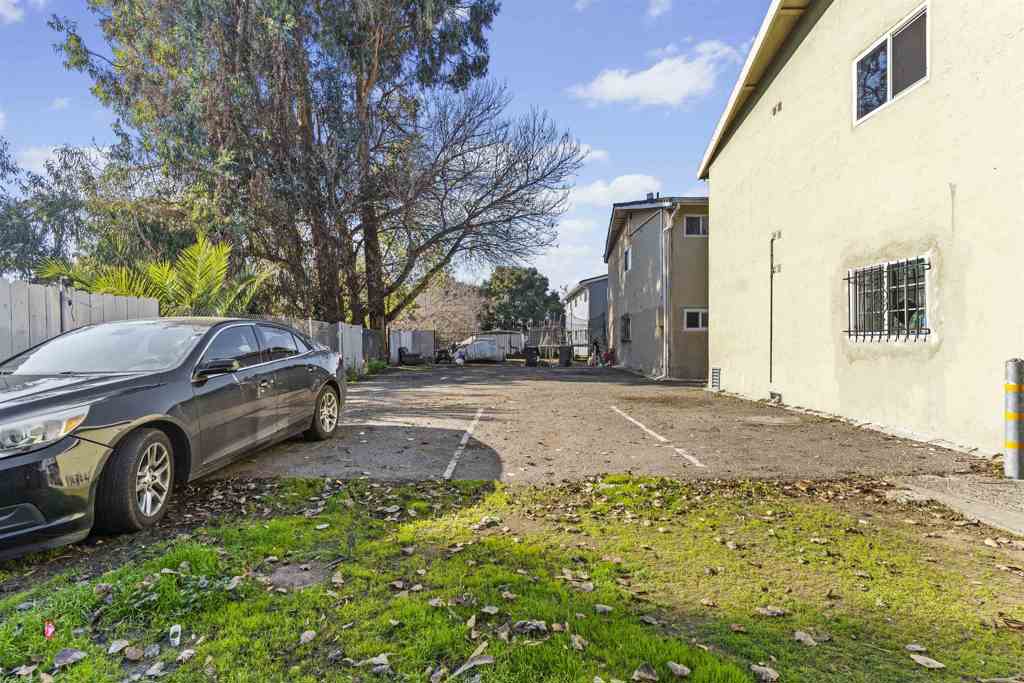 128 Catron Dr Property Photo 19
