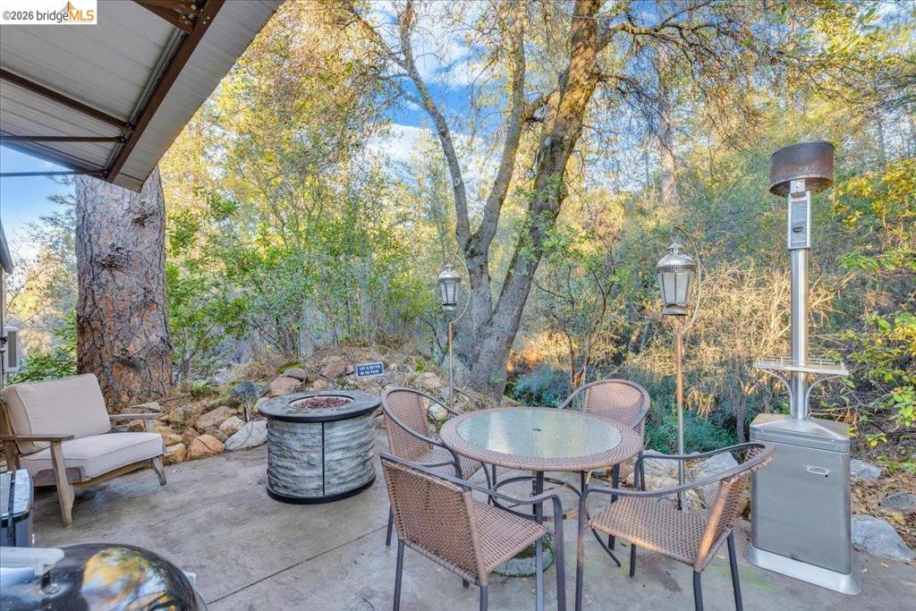 22389 Parrotts Ferry Rd Property Photo 9