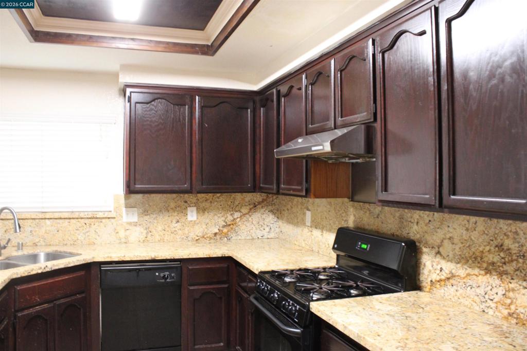 1729 Alum Rock Ct Property Photo 12