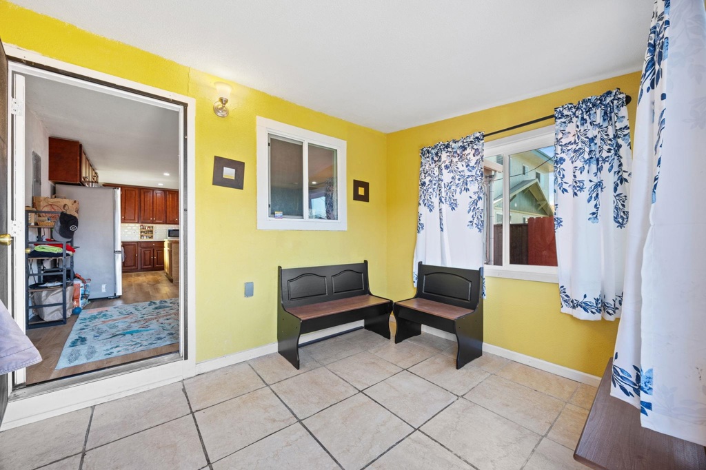 7447 Lockwood St Property Photo 4