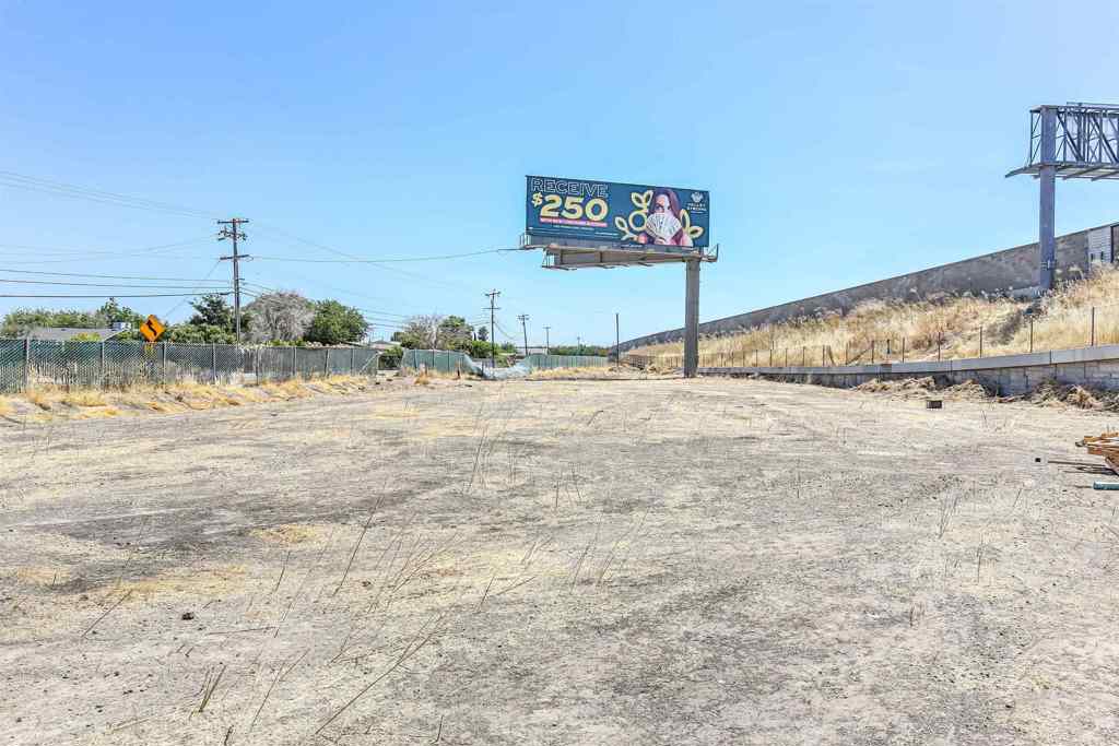 5133 S St Rt 99 W Frontage Rd Property Photo 8