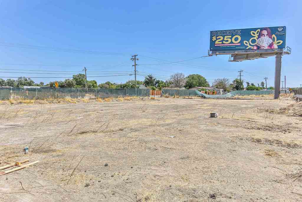 5133 S St Rt 99 W Frontage Rd Property Photo 9