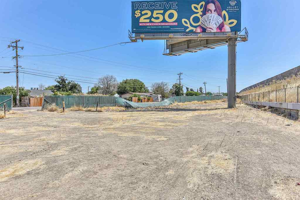 5133 S St Rt 99 W Frontage Rd Property Photo 11
