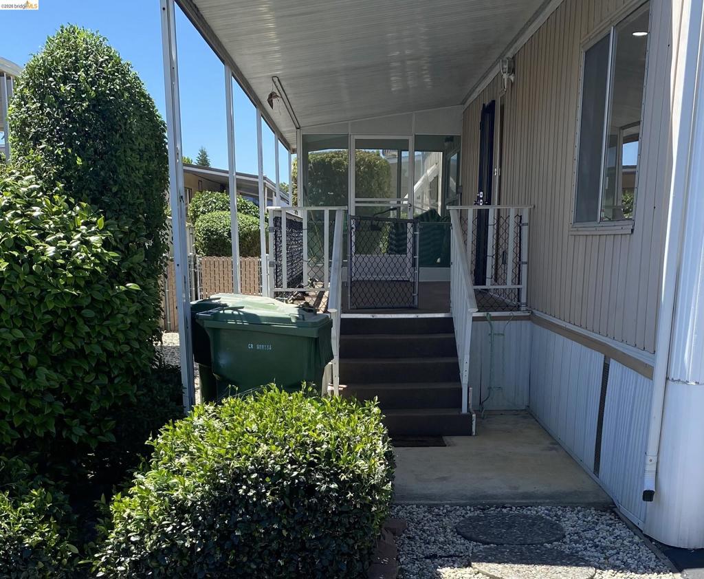 3660 Walnut Blvd Property Photo 1