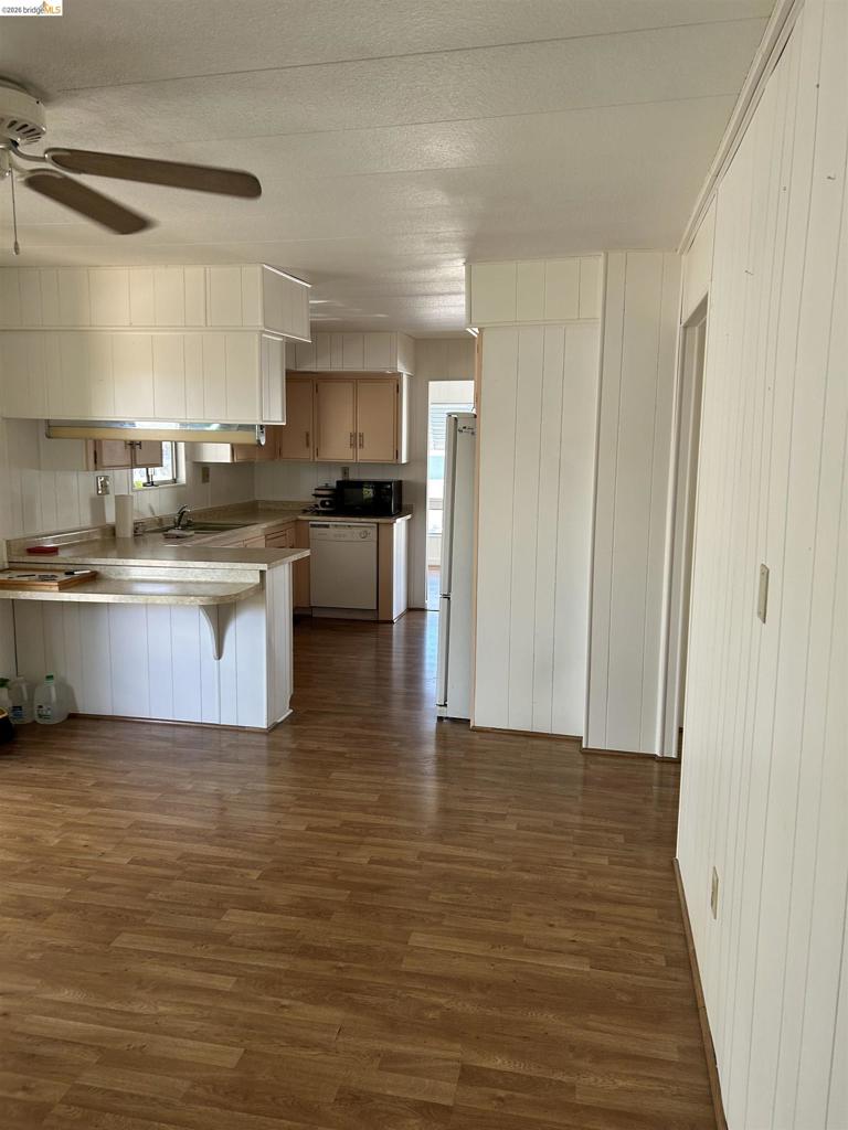 3660 Walnut Blvd Property Photo 4