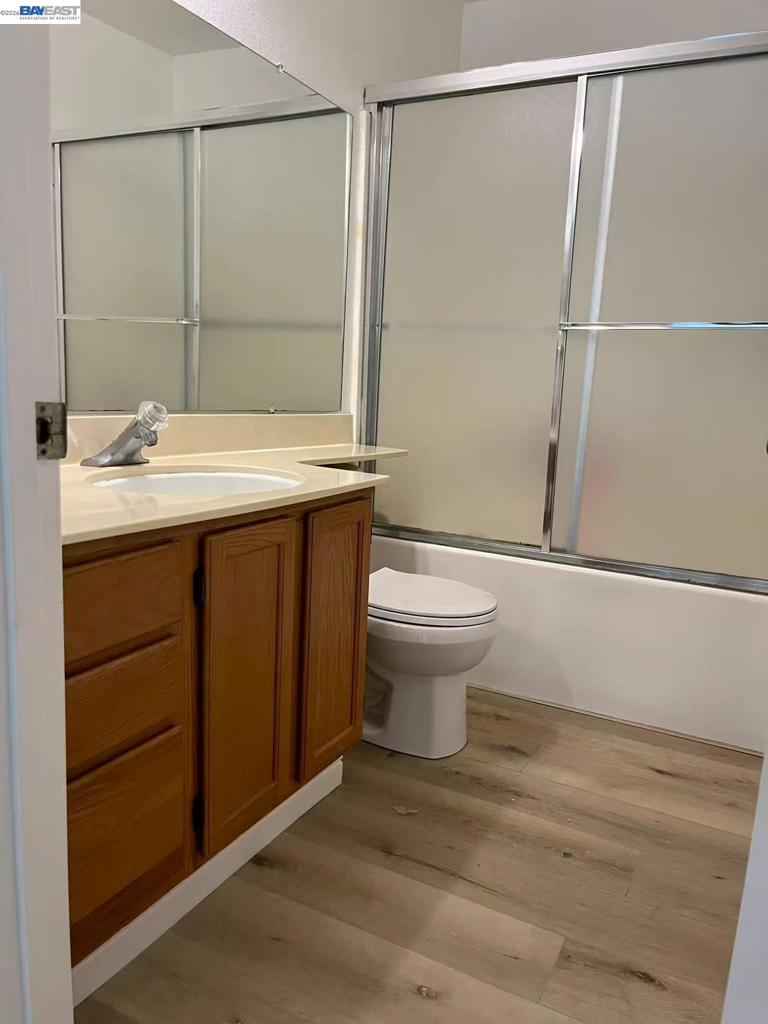 65 Glenwood Property Photo 17