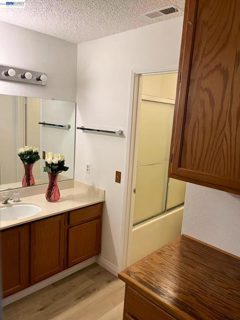 65 Glenwood Property Photo 23