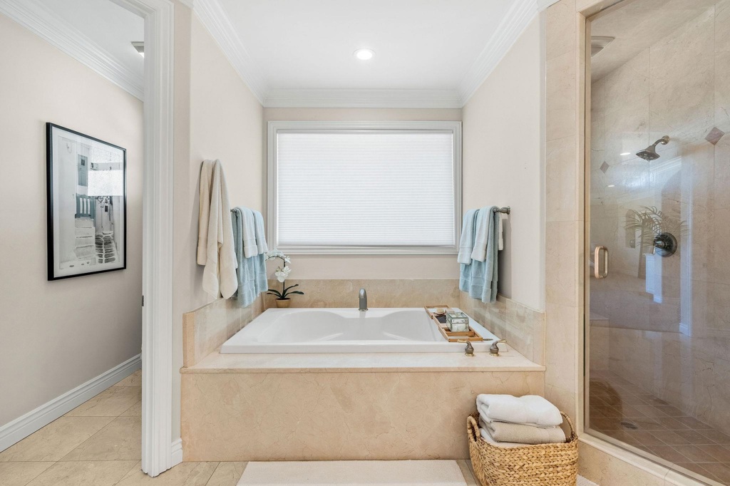 5055 Cabrillo Pt Property Photo 34