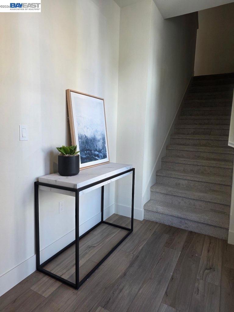 2053 Clement Avenue Property Photo 7