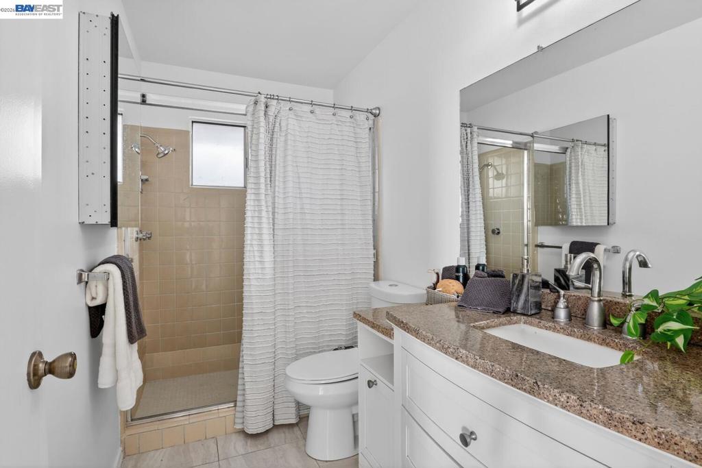 16605 Rolando Ave Property Photo 25