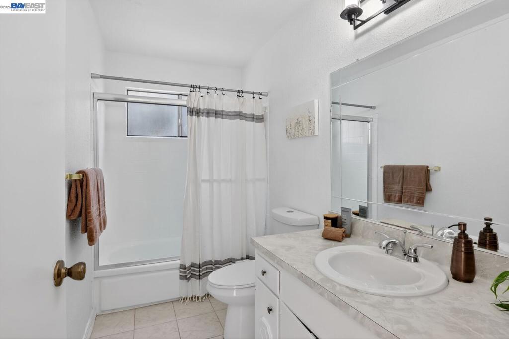 16605 Rolando Ave Property Photo 31