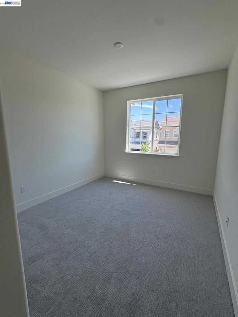1476 Monument Ln Property Photo 15