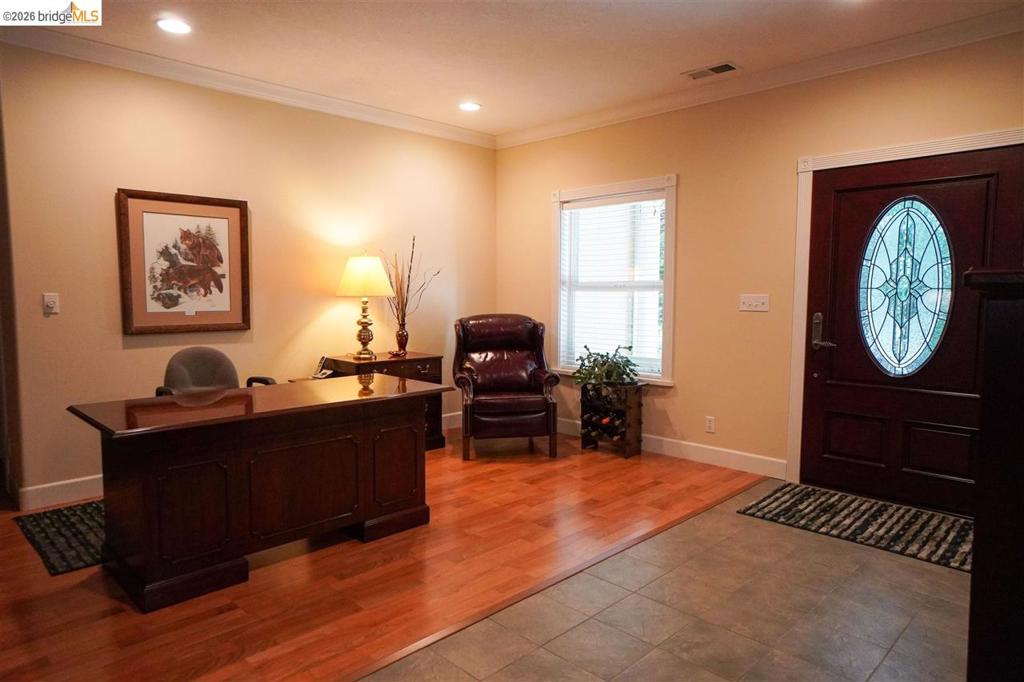 17400 Mount Elizabeth Property Photo 3