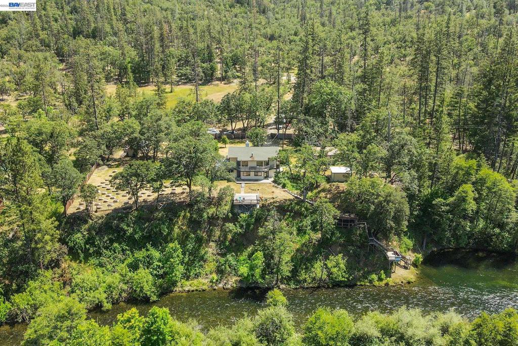 1476 Poker Bar Rd Property Photo 1