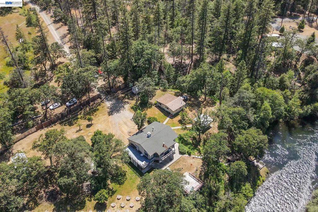 1476 Poker Bar Rd Property Photo 10