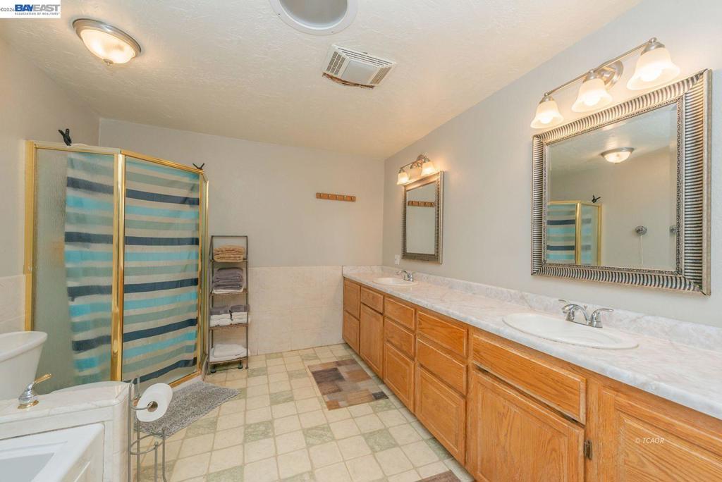 1476 Poker Bar Rd Property Photo 26