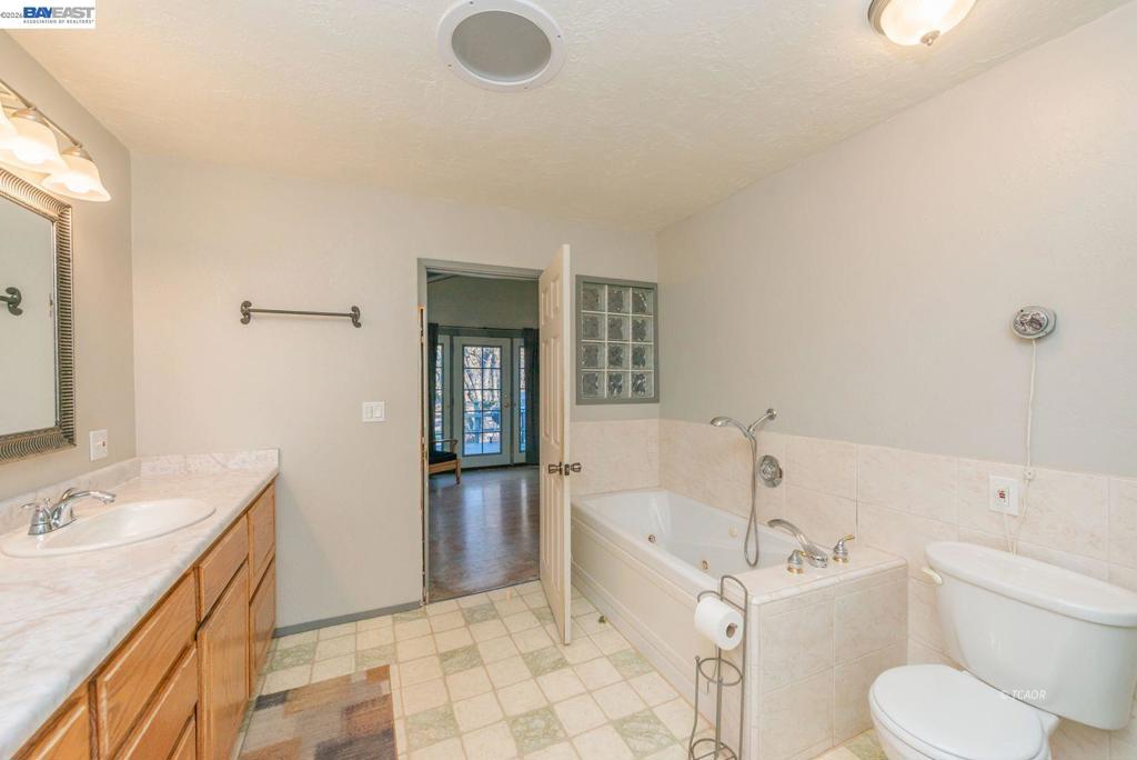1476 Poker Bar Rd Property Photo 27