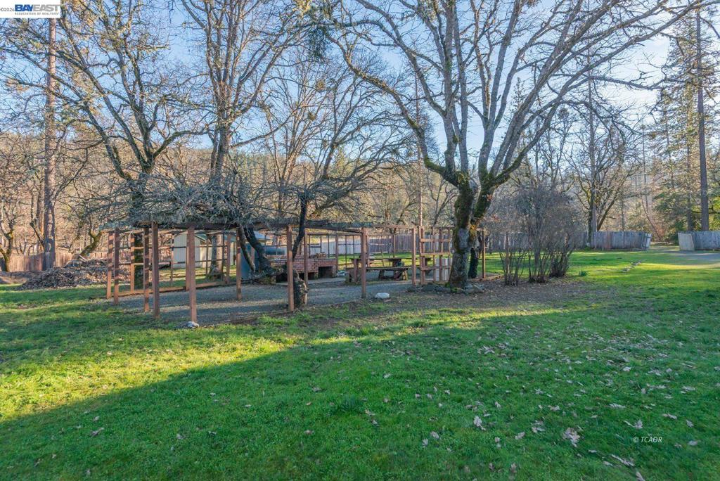 1476 Poker Bar Rd Property Photo 54