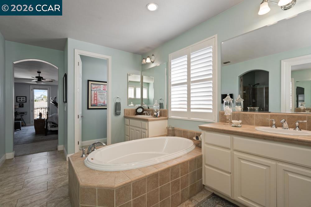 5627 Arcadia Cir Property Photo 29