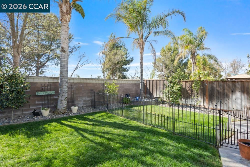5627 Arcadia Cir Property Photo 36