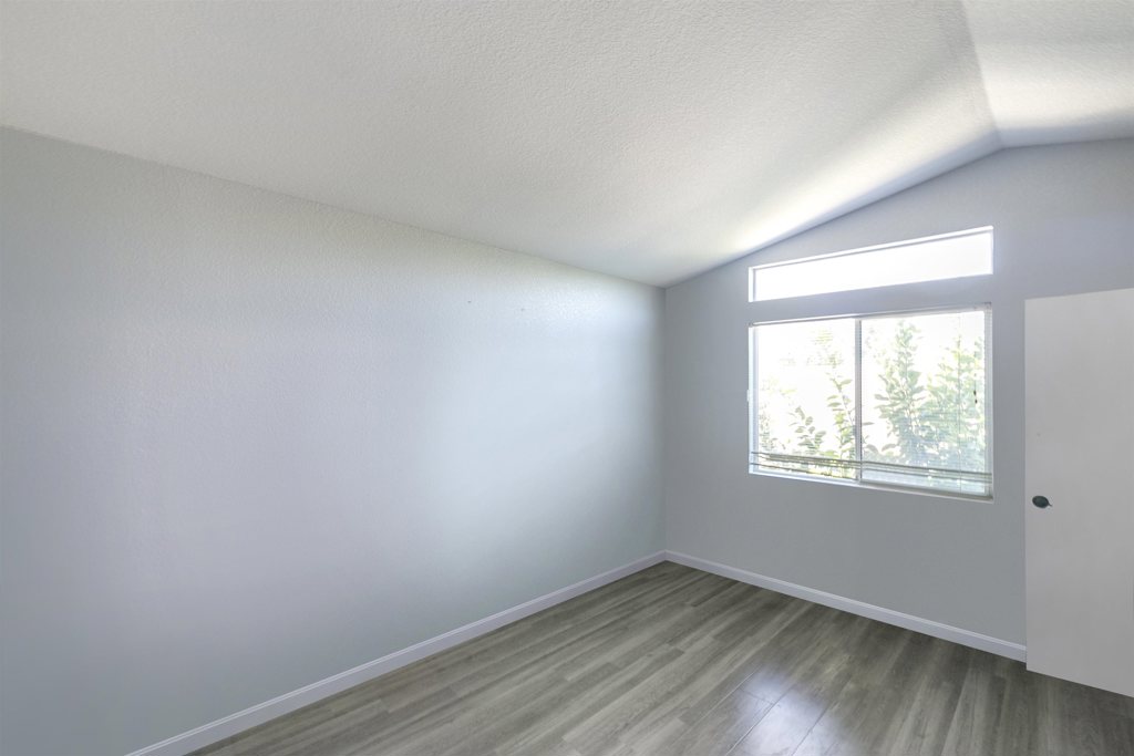 690 Woodard Way Property Photo 12