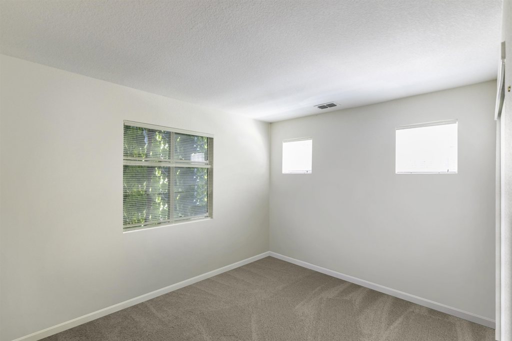 690 Woodard Way Property Photo 13