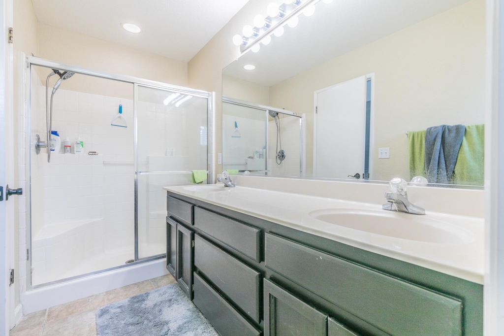 690 Woodard Way Property Photo 19