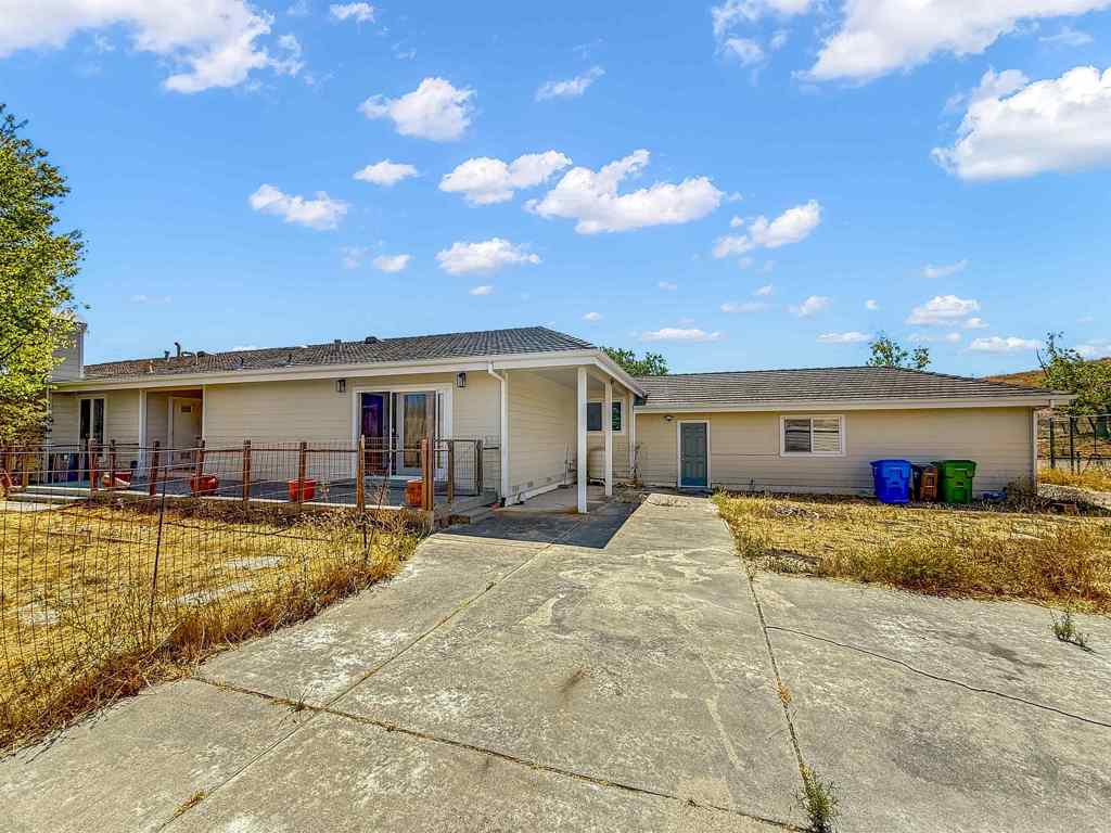 9050 Highland Rd Property Photo 45