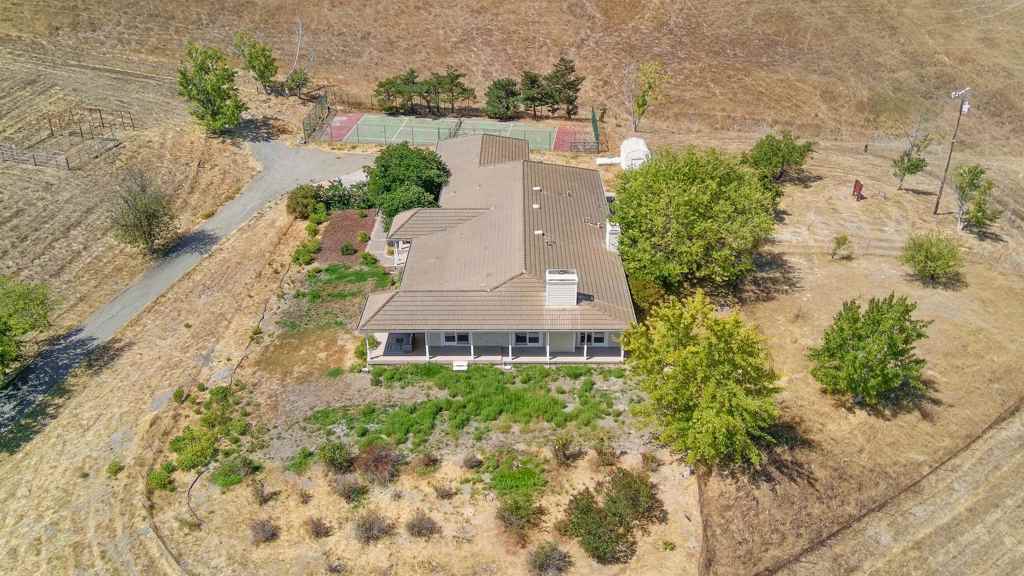 9050 Highland Rd Property Photo 54