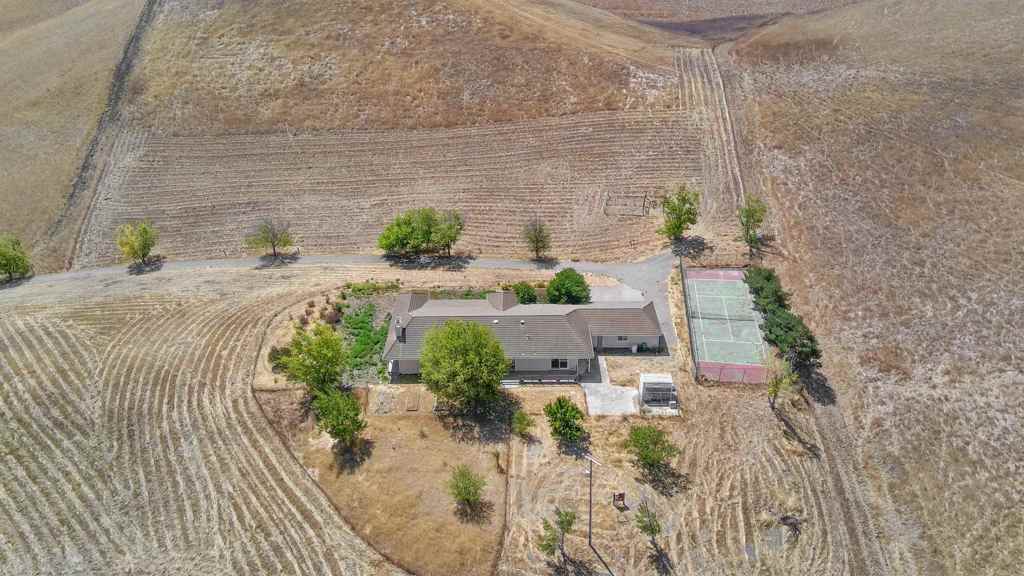 9050 Highland Rd Property Photo 56
