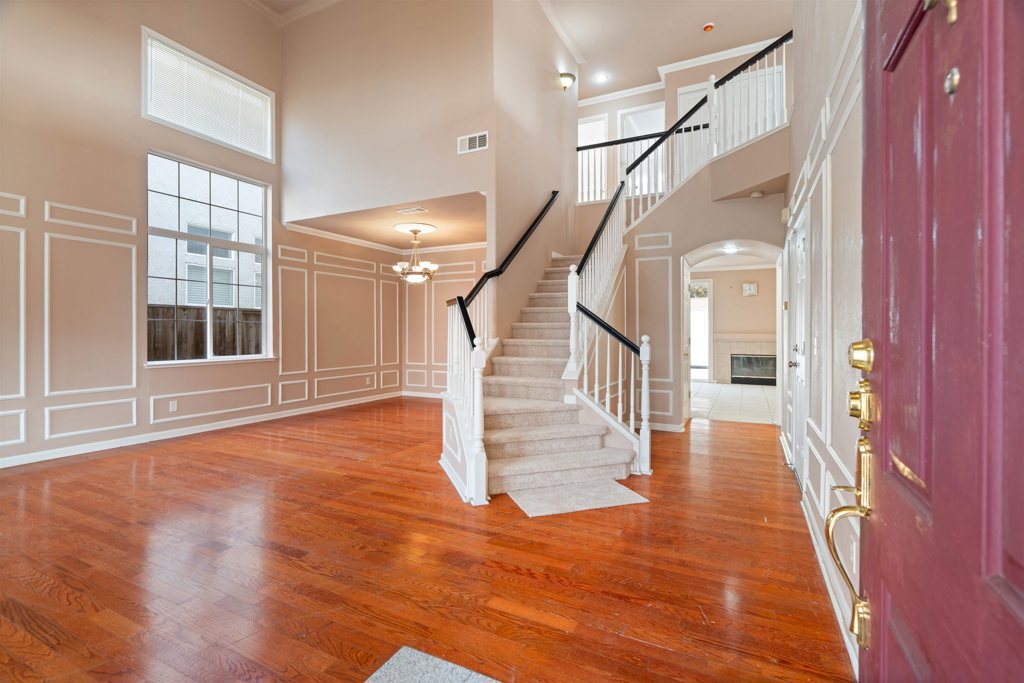 4925 Bay View Cir Property Photo 3