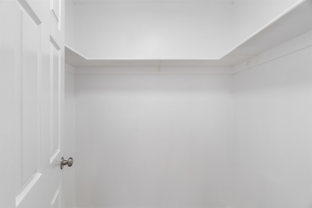 4925 Bay View Cir Property Photo 23