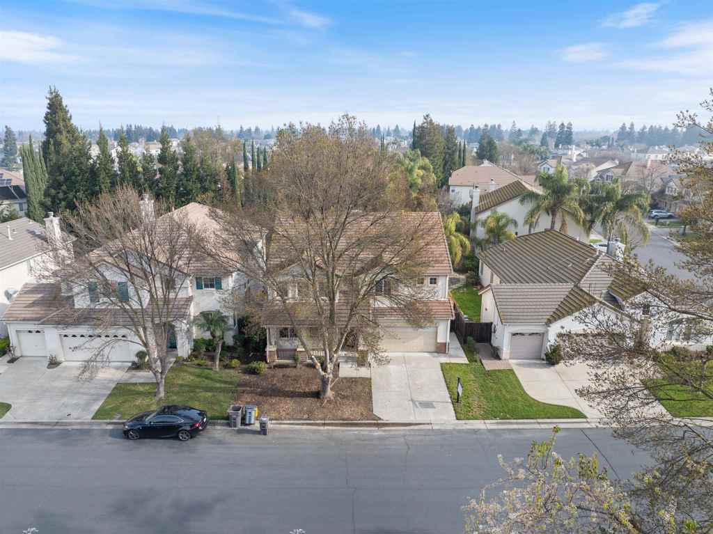 4925 Bay View Cir Property Photo 40