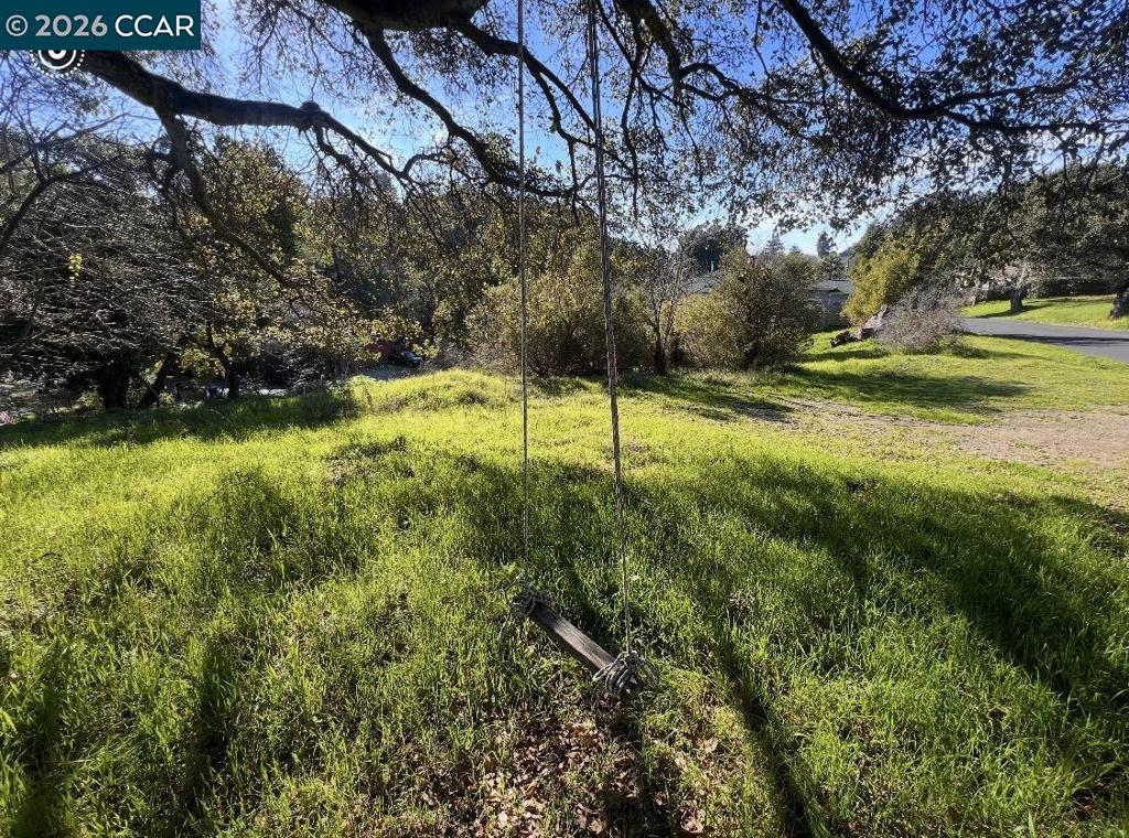 Sobrante Ave Property Photo 3