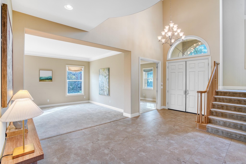 3108 Ashbourne Cir Property Photo 3
