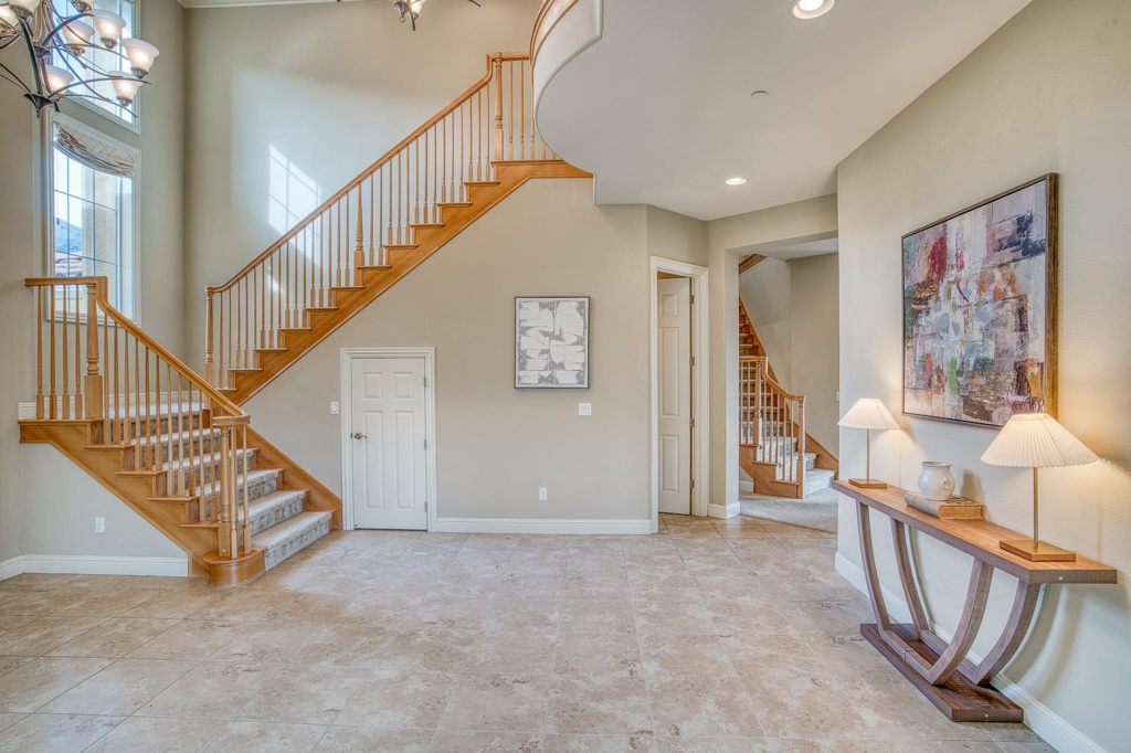 3108 Ashbourne Cir Property Photo 4
