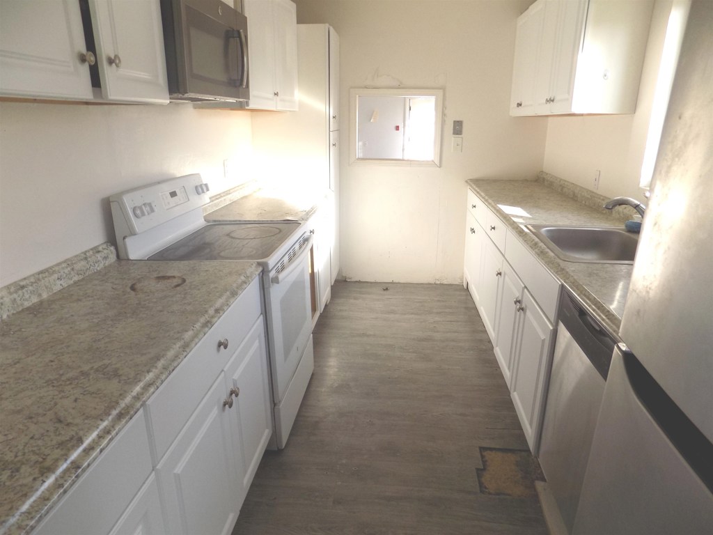 4201 West St Property Photo 10