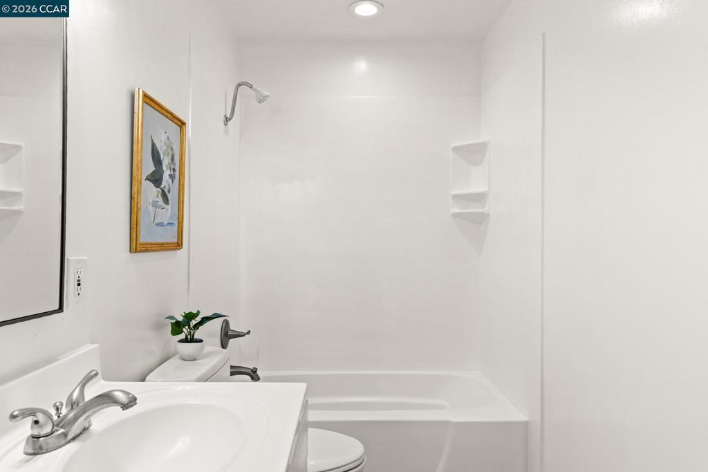 1133 Meadow Lane 106 Property Photo 17