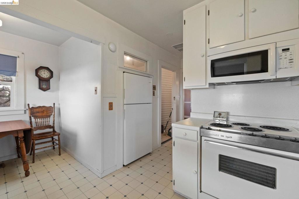169 N Shepherd St. Property Photo 13