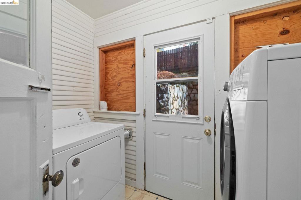 169 N Shepherd St. Property Photo 14