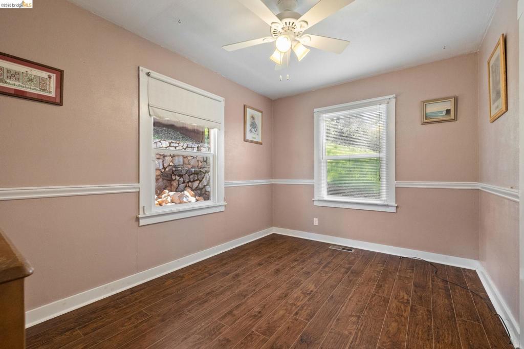 169 N Shepherd St. Property Photo 15