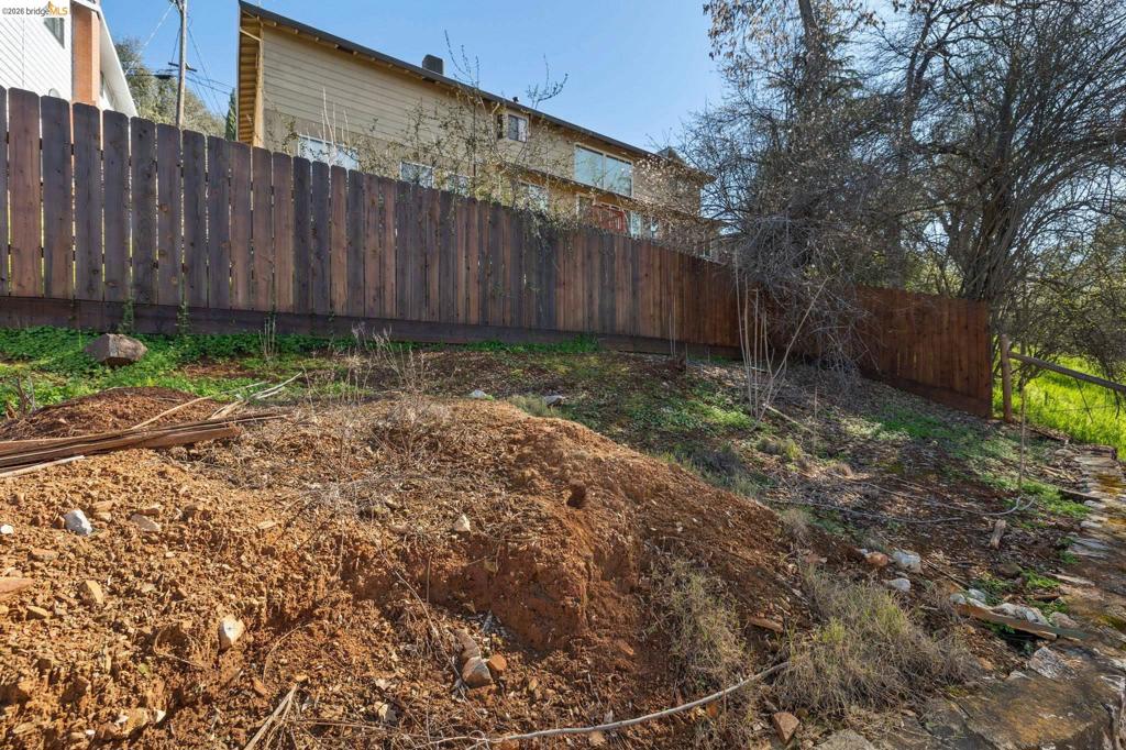 169 N Shepherd St. Property Photo 24