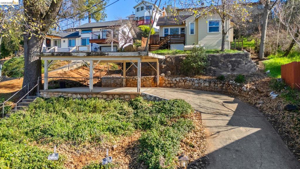 169 N Shepherd St. Property Photo 33