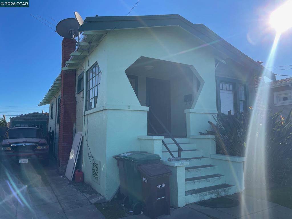 1332 103Rd Ave Property Photo 1