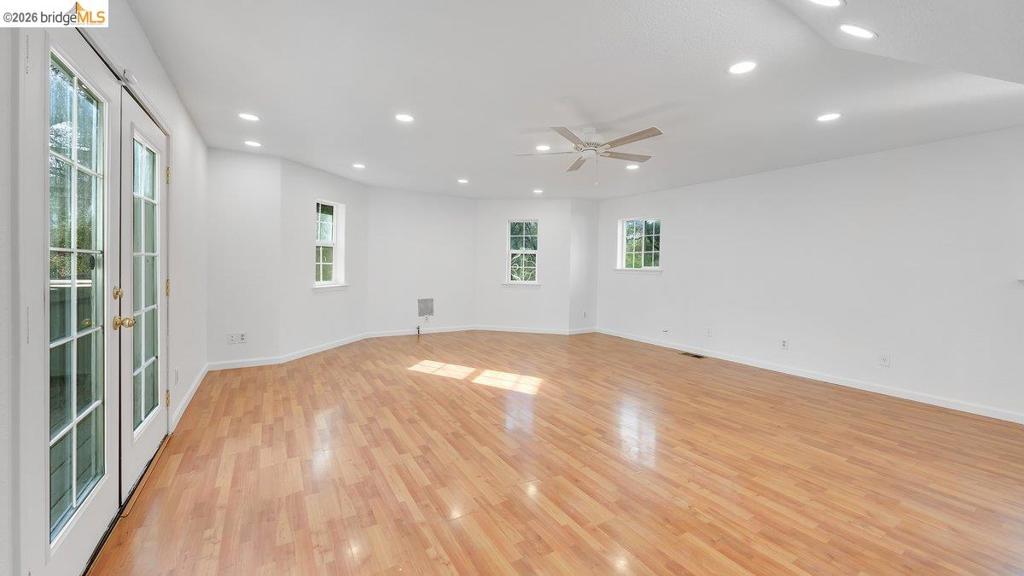 12929 Hollow Dr Property Photo 31