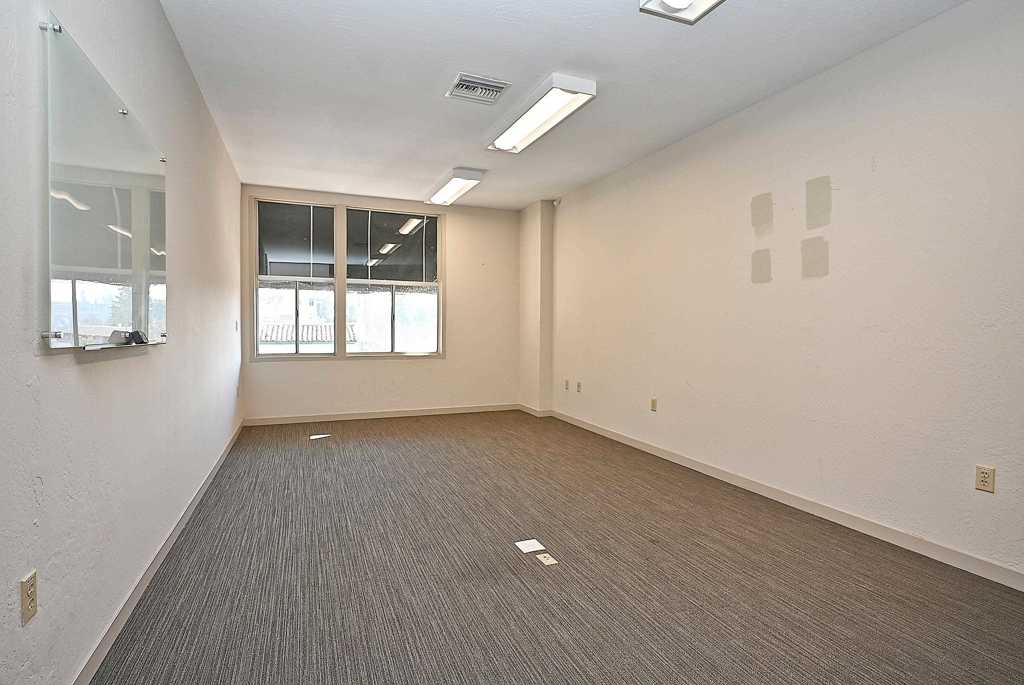 6211 La Salle Ave Property Photo 16